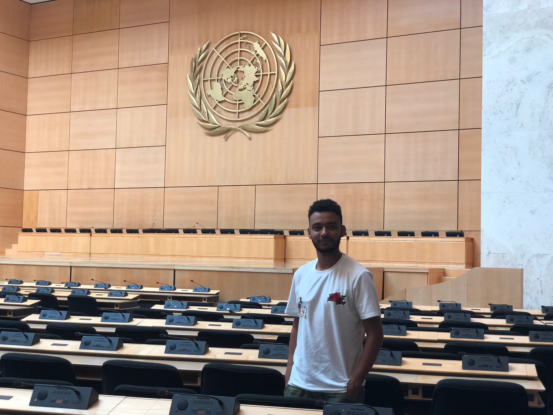 Henrique in an international institutional room
